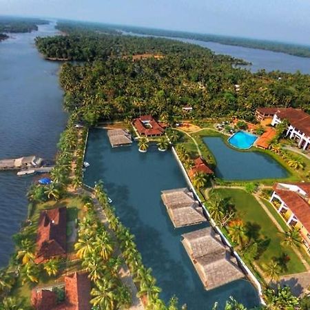 Plumeria Lake Resort & Spa Vayalār Dış mekan fotoğraf