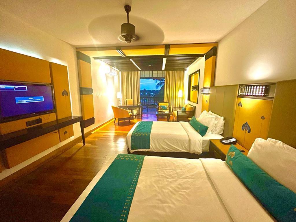 Plumeria Lake Resort & Spa Vayalār Dış mekan fotoğraf
