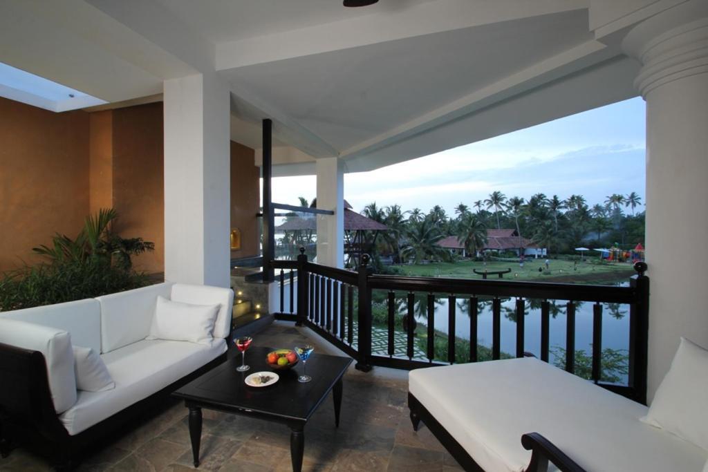 Plumeria Lake Resort & Spa Vayalār Dış mekan fotoğraf