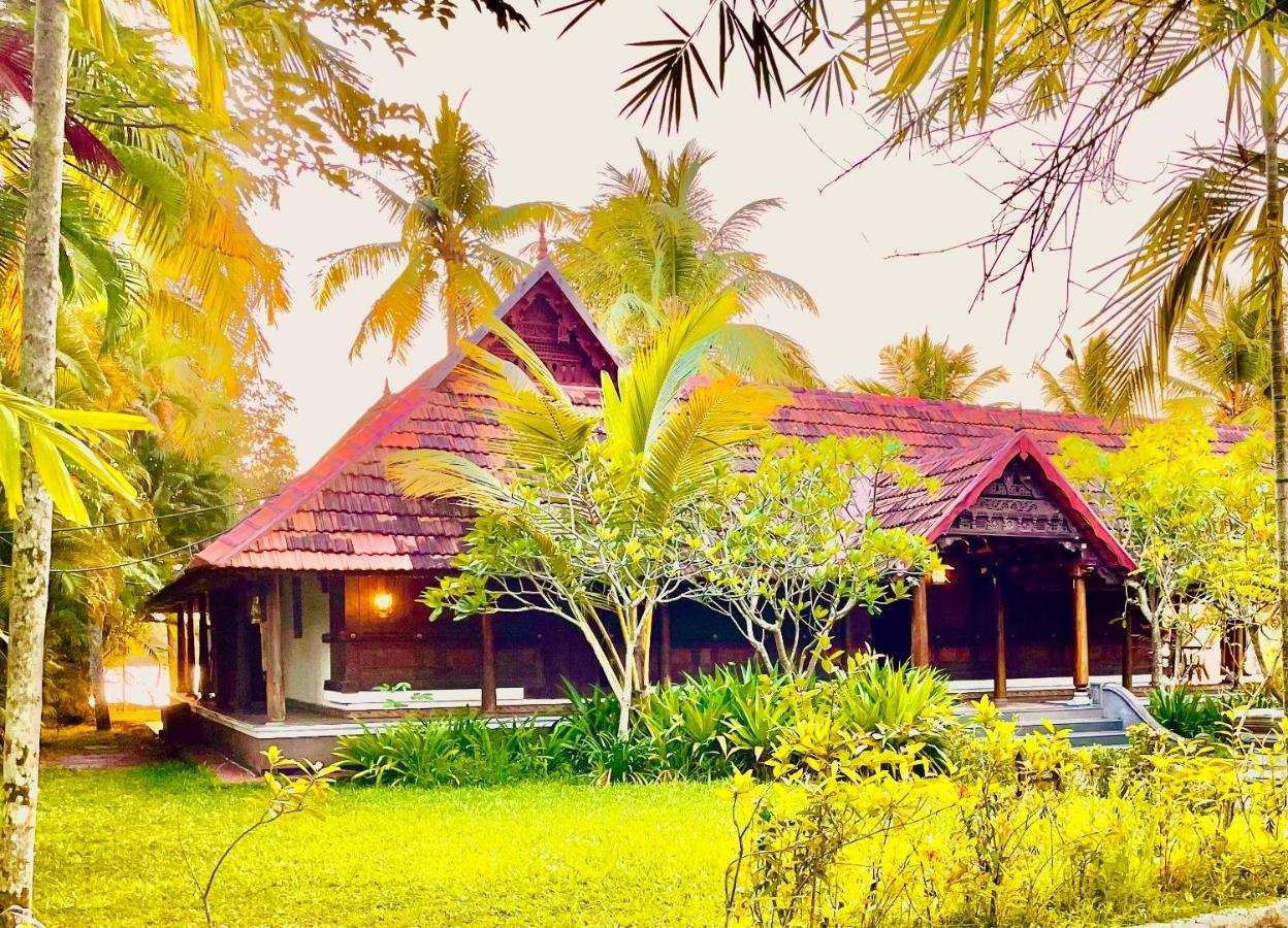Plumeria Lake Resort & Spa Vayalār Dış mekan fotoğraf
