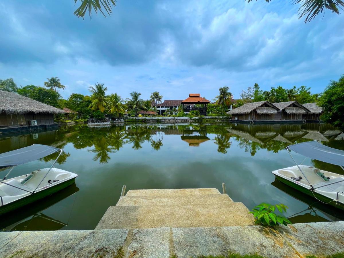Plumeria Lake Resort & Spa Vayalār Dış mekan fotoğraf