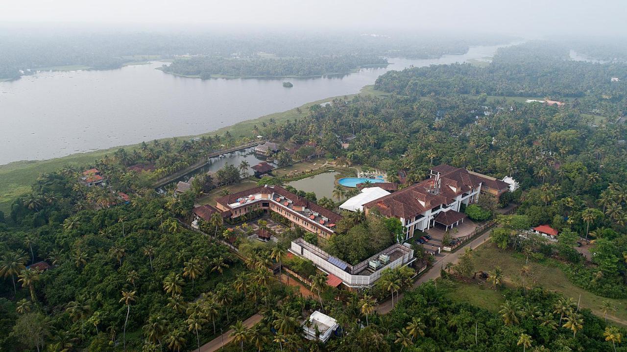 Plumeria Lake Resort & Spa Vayalār Dış mekan fotoğraf